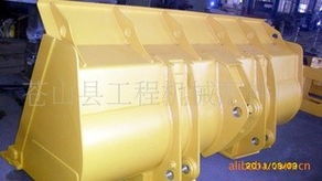 蒼山縣工程機械配件廠庫存汽摩配件與化妝品產(chǎn)品列表